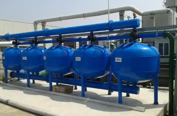 淺層砂過濾器應(yīng)用現(xiàn)場(chǎng) 淺層砂過濾器應(yīng)用現(xiàn)場(chǎng)